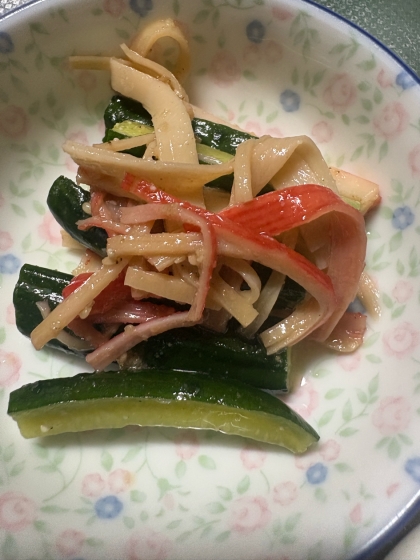 薬味たっぷり♡きゅうりとカニカマの中華風サラダ