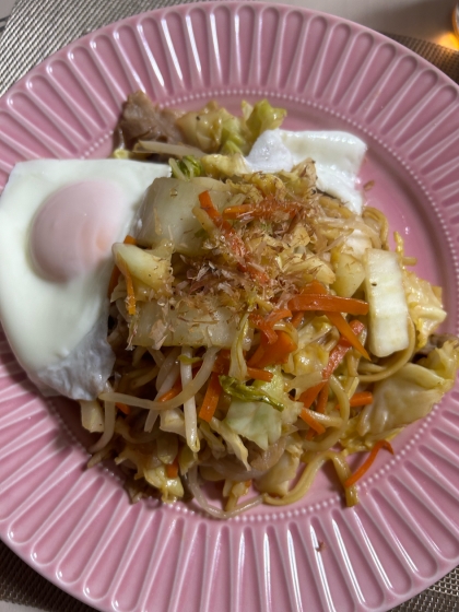 ごま油で美味しく！ソース焼きそば