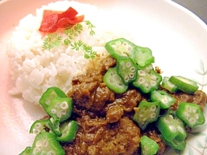 薄いレトルトカレーをリメイク 濃 い具沢山カレー レシピ 作り方 By 寝虎太郎 楽天レシピ