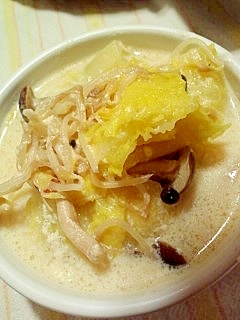 白菜 もやし しめじの豆乳コンソメスープ レシピ 作り方 By バル0742 楽天レシピ 白菜 もやし しめじの豆乳コンソメスープ レシピ 作り方 By バル0742 楽天レシピ