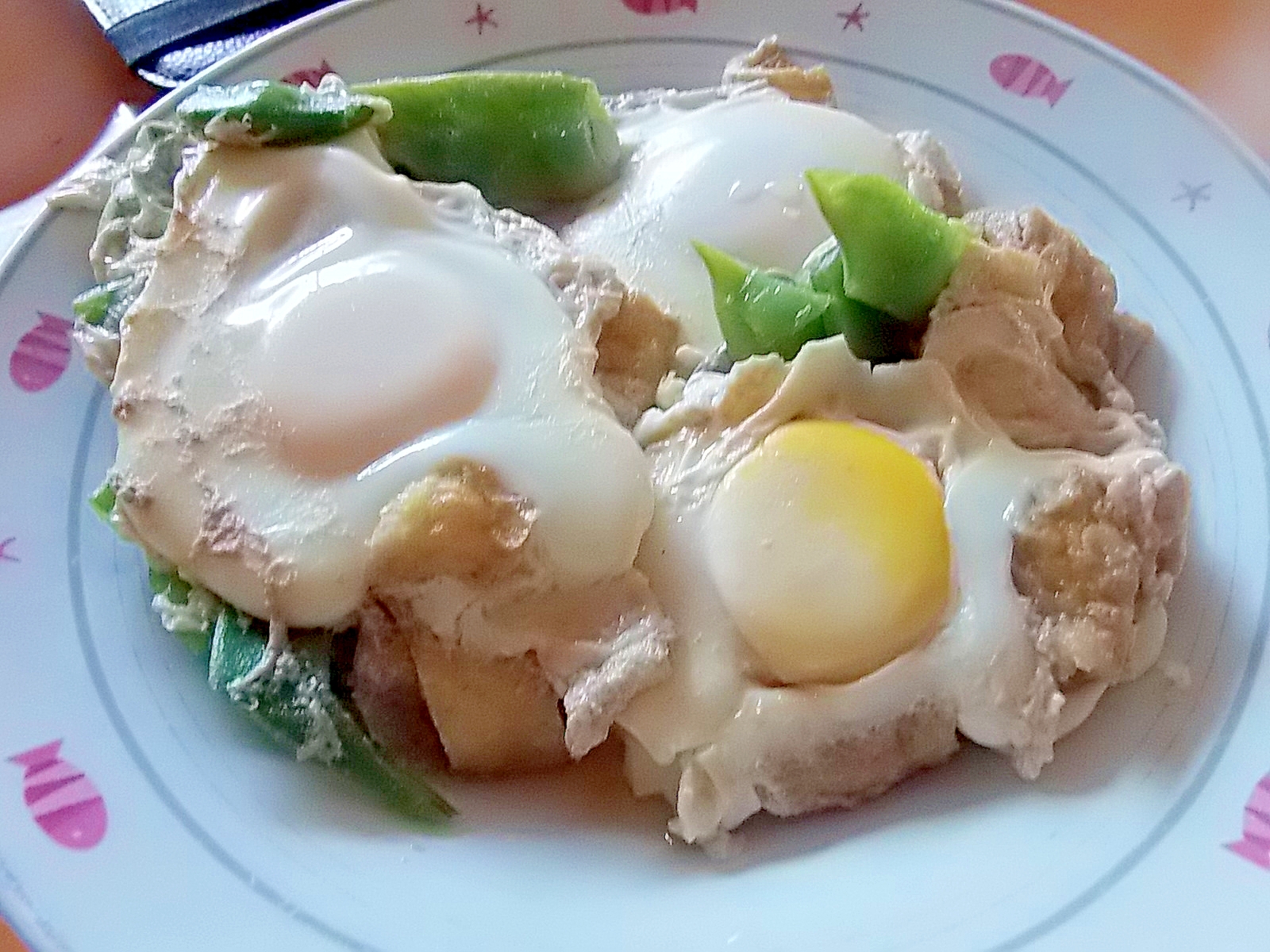 モロッコインゲンと落とし卵の煮物