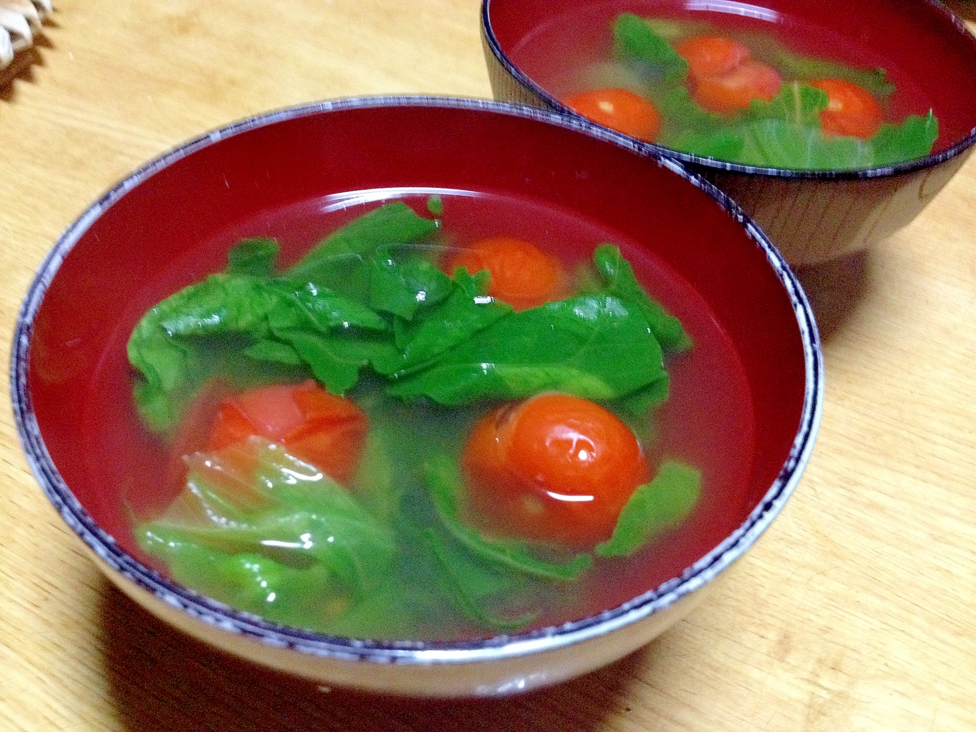 レタスとプチトマトの中華スープ