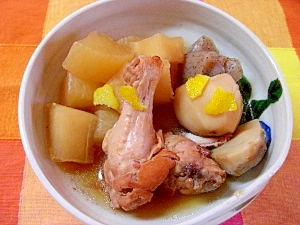 鶏手羽肉と里芋の煮物
