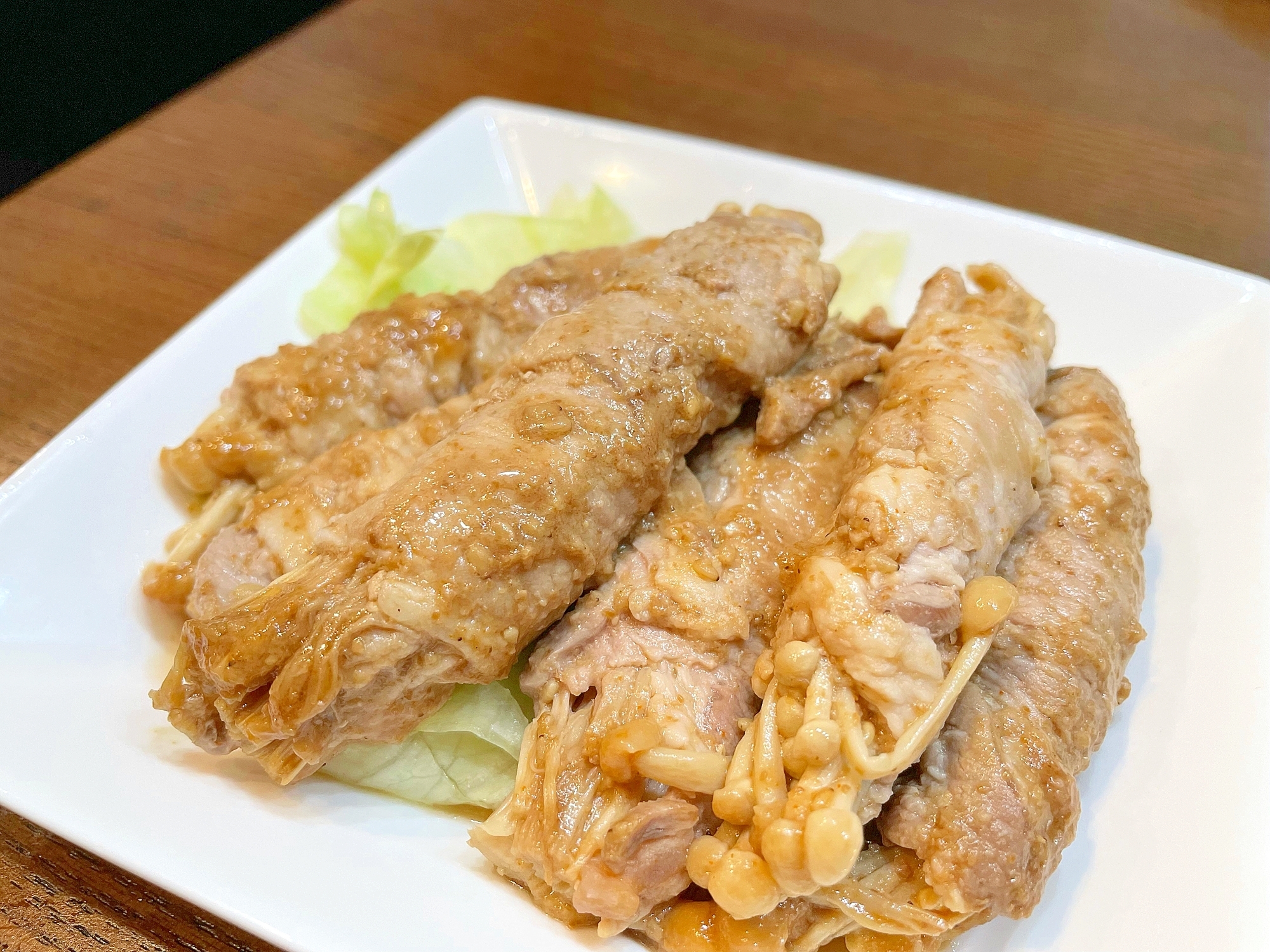 焼き肉のタレで、肉巻きエノキ