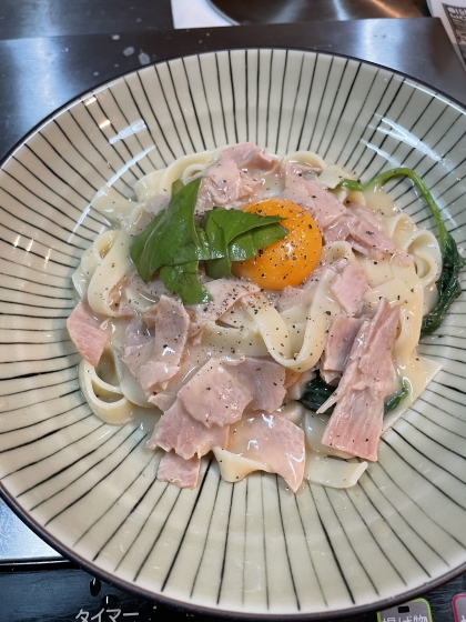 国産チーズで濃厚♡ブロッコリーのカルボナーラ風