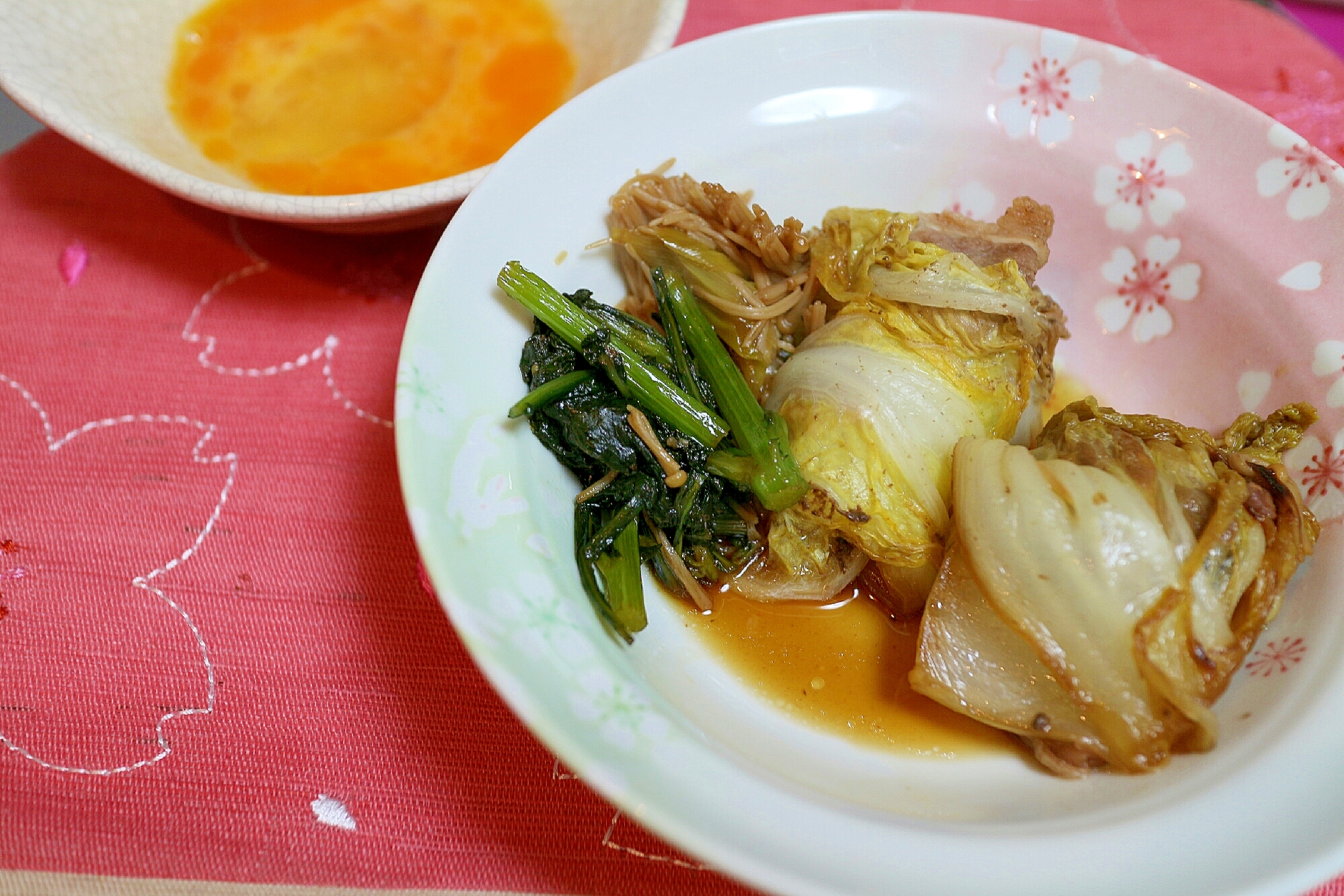 牛肉と白菜ロールのすき焼き風