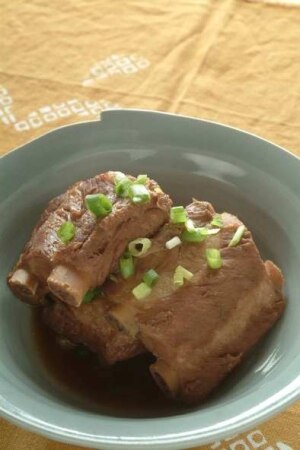 沖縄風ソーキの煮付け レシピ・作り方 by doragon24B｜楽天レシピ