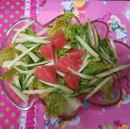 甘夏とフリルレタスのサラダ！