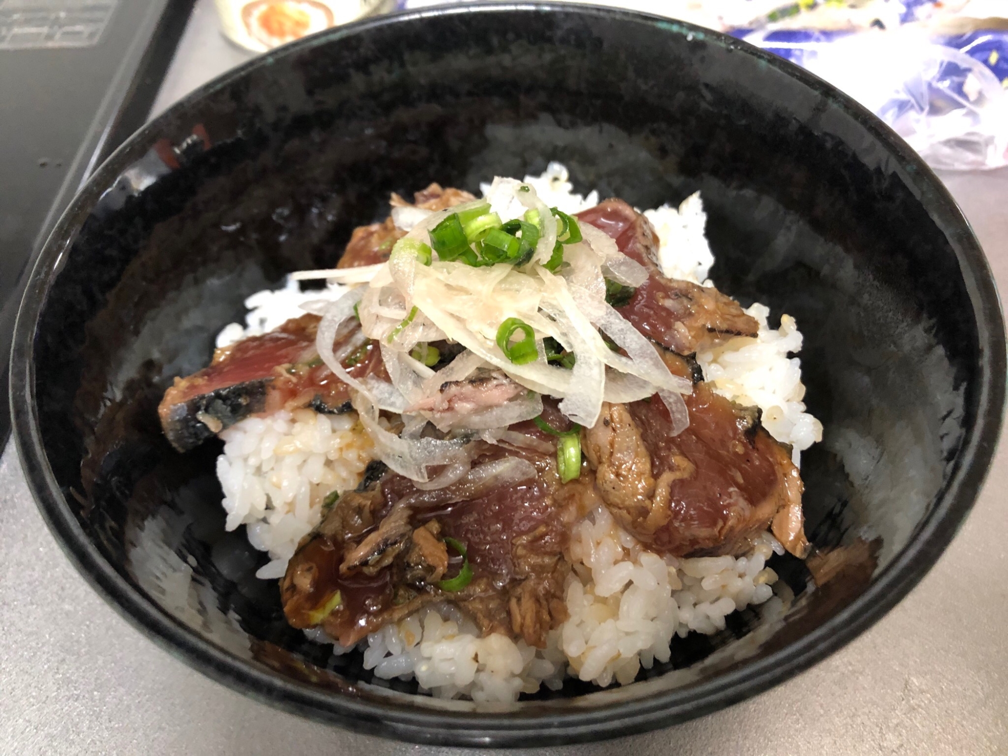特製タレ漬け鰹たたき丼 レシピ 作り方 By そのだとだ 楽天レシピ