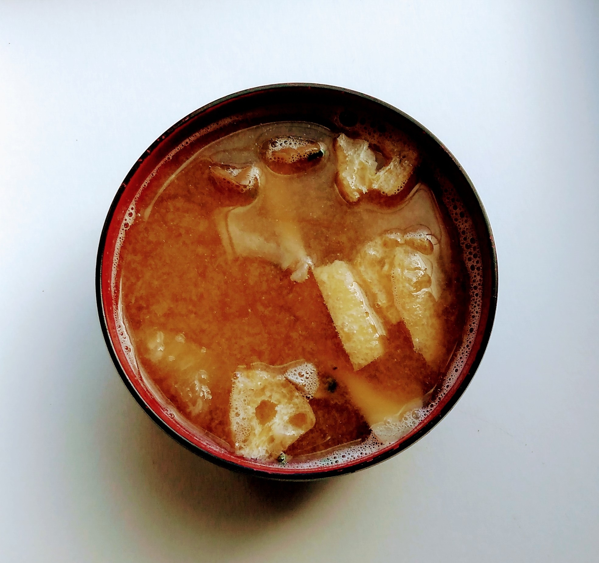 舞茸と大根の味噌汁