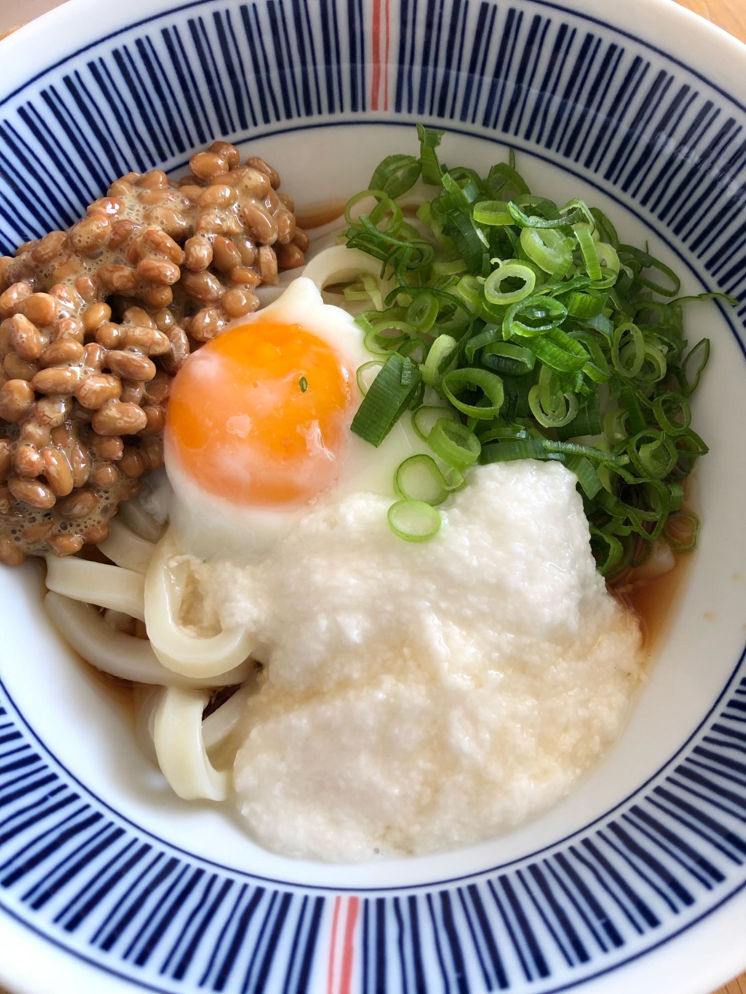 具材いろいろ☆ぶっかけトロロうどん