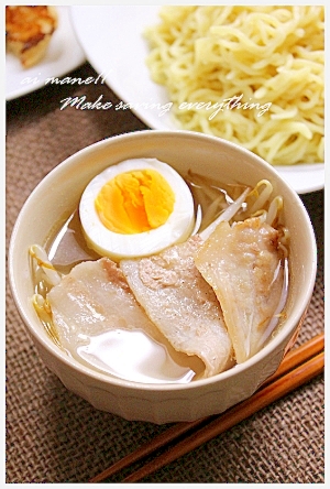 あっさり塩味あつあつスープのつけ麺