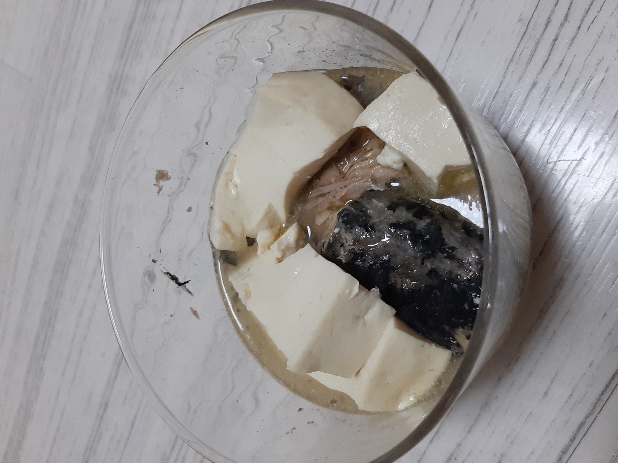 サバ缶を味わう サバの水煮を付け汁にしたソーメン