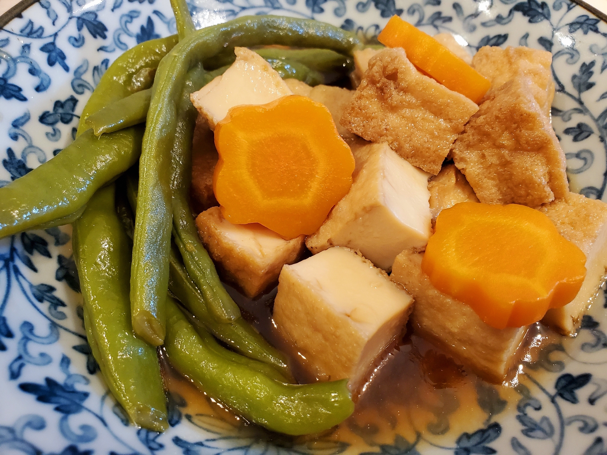 お砂糖とお醤油で作る厚揚げの煮物☆彡