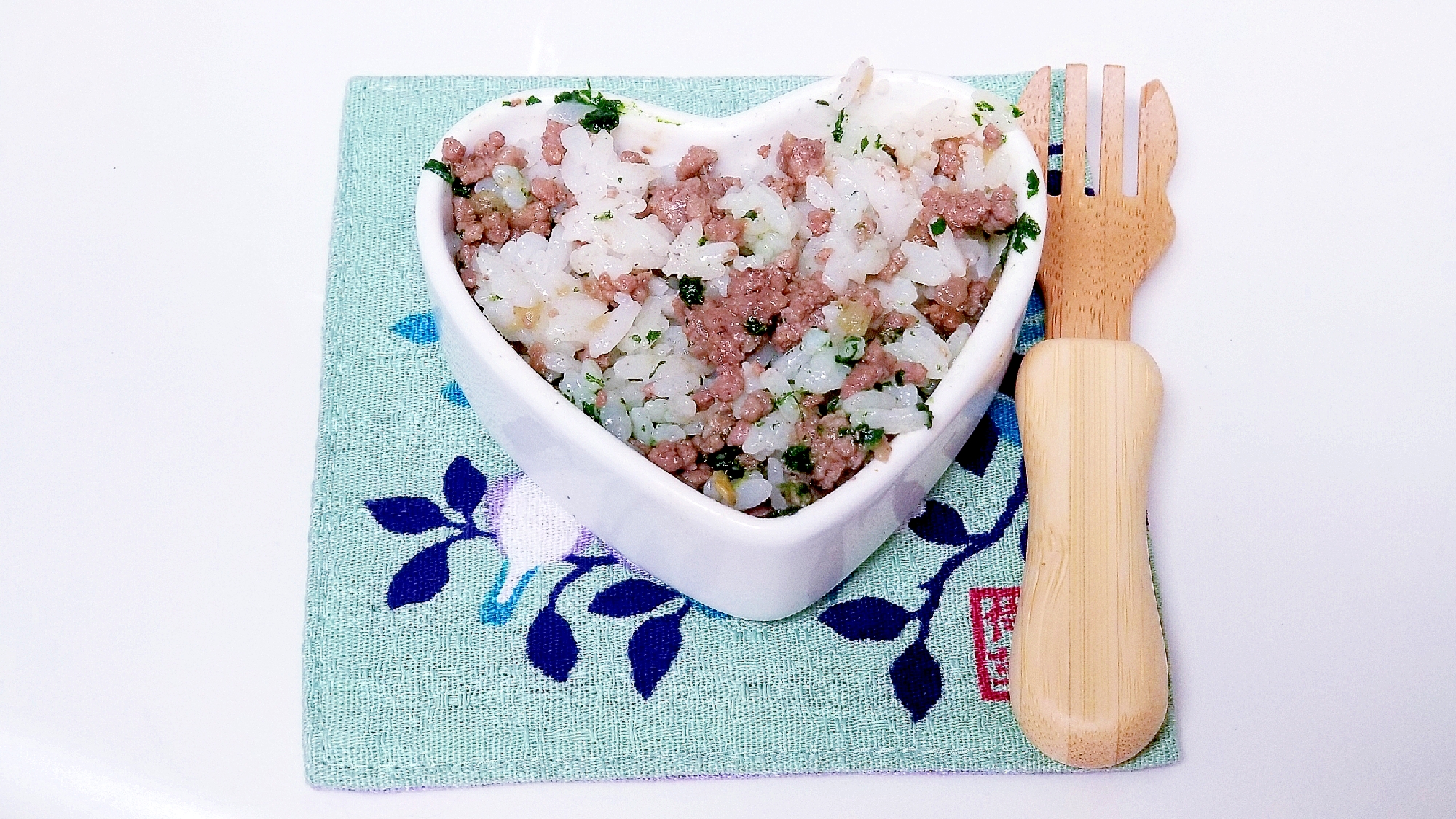 離乳食後期☆牛肉のひき肉と小松菜の混ぜご飯