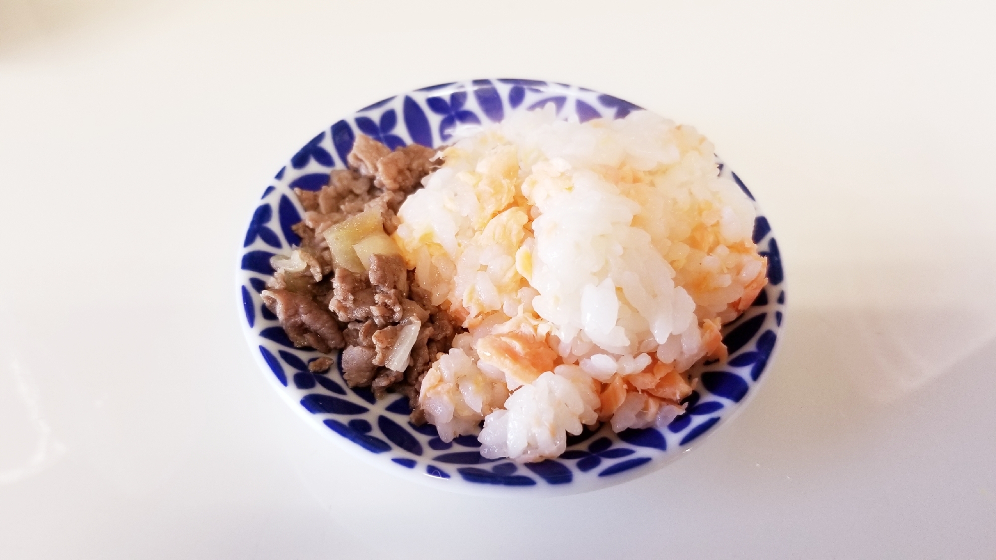 離乳食後期★魚と肉！汁なしベビー鮭牛丼