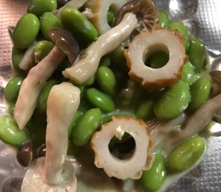 ちくわとしめじ、枝豆の和えもの