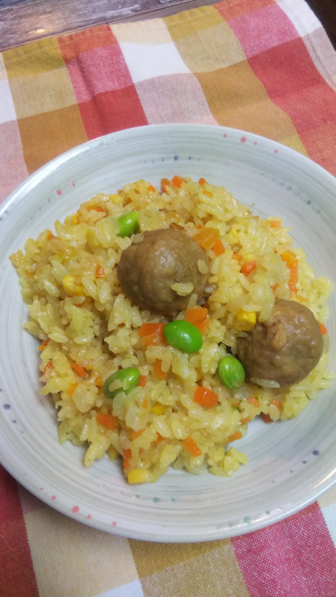 炊飯器で☆肉団子のカレーピラフ