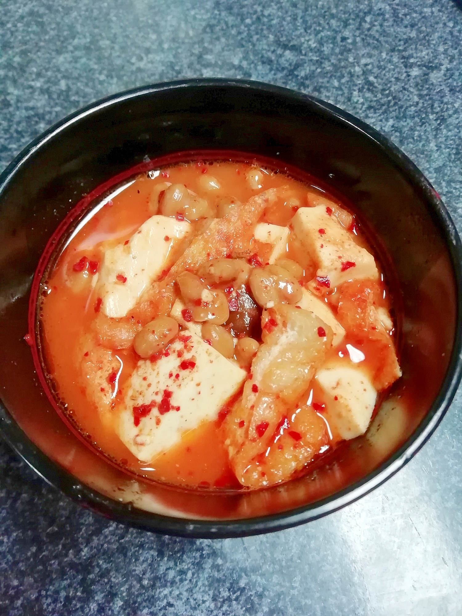 【辛い料理】納豆と豆腐の韓国風汁