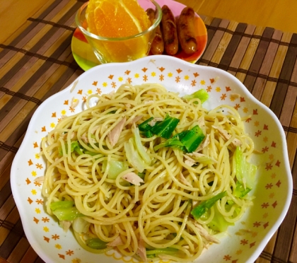 半分くらいの分量で一人分つくりました！！！バターがちょっとでもシーチキンで味わい出て美味しかったです！＼(^o^)／