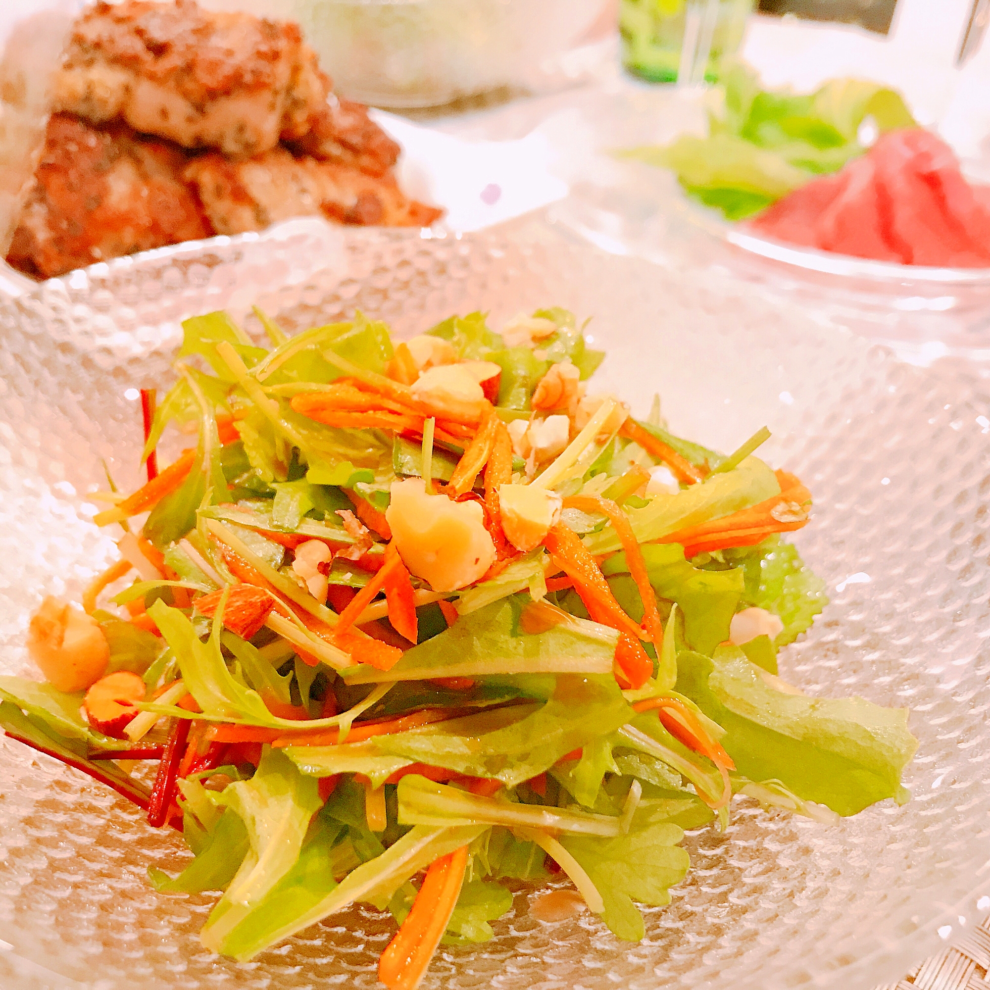 デリ風☆水菜とベビーリーフのナッツサラダ