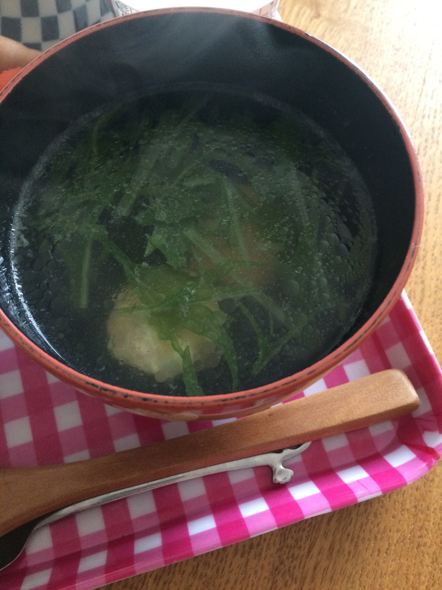 スープジャーレシピ♪鶏団子と水菜の和風スープ