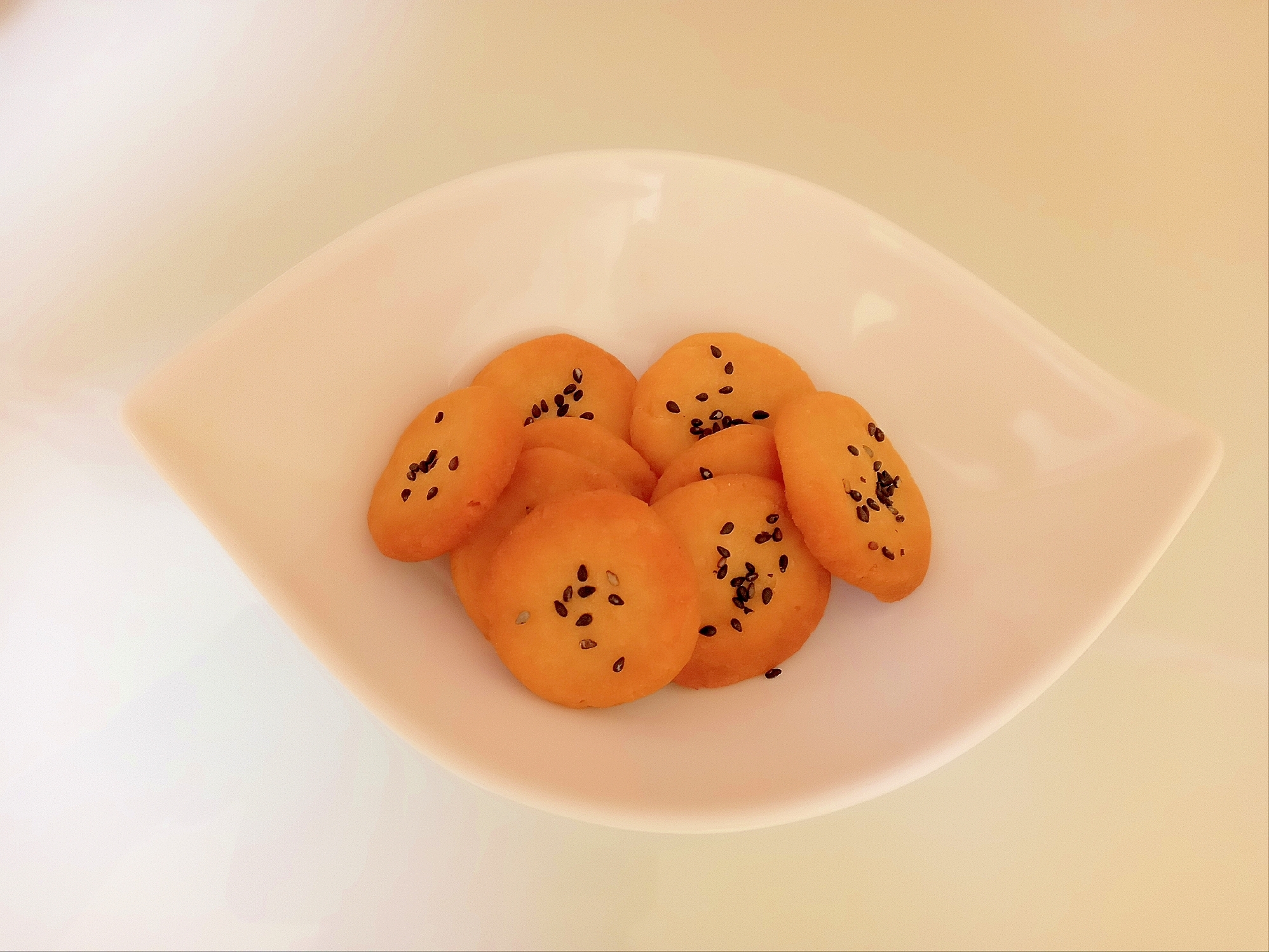 グルテンフリー！砂糖不使用の米粉ごまクッキー
