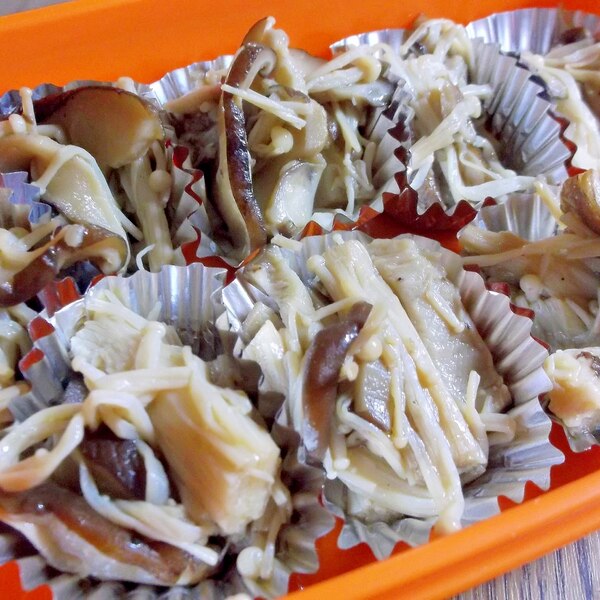 きのこの麺つゆ煮 レシピ 作り方 By ひなりな0504 楽天レシピ きのこの麺つゆ煮 レシピ 作り方 By ひなりな0504 楽天レシピ