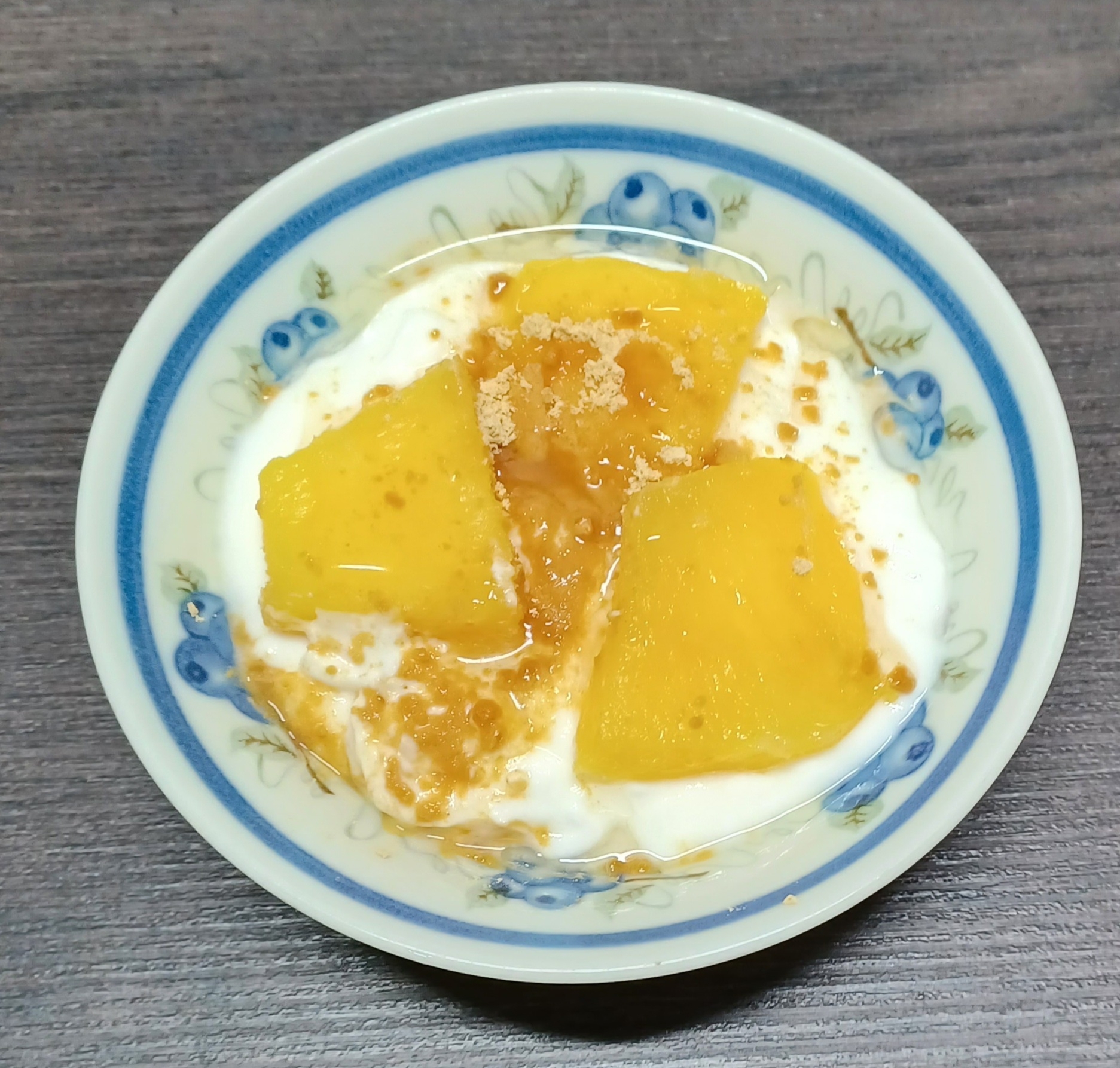 朝食に！パイナップルのヨーグルト☆