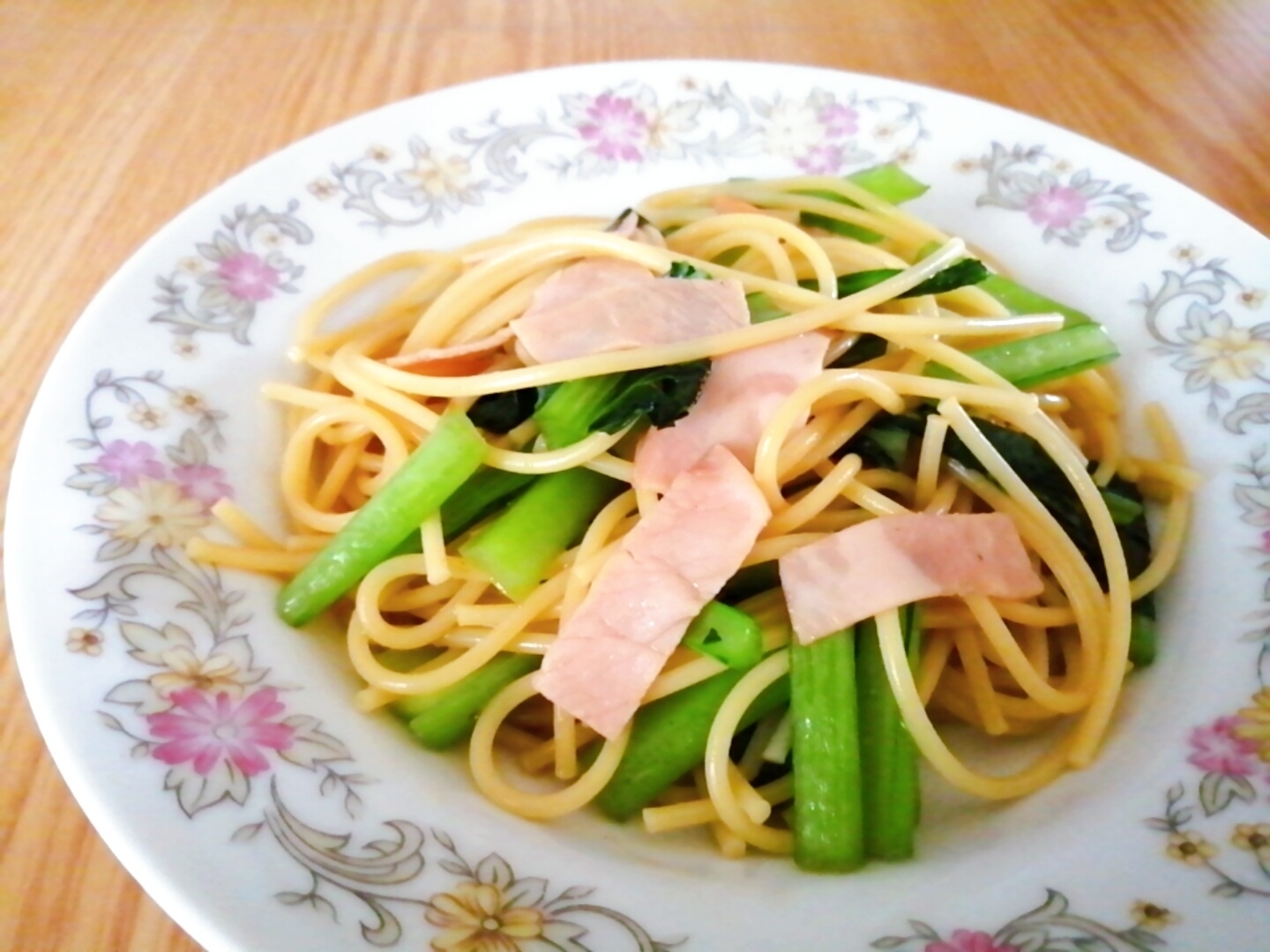 小松菜とハムの和風パスタ