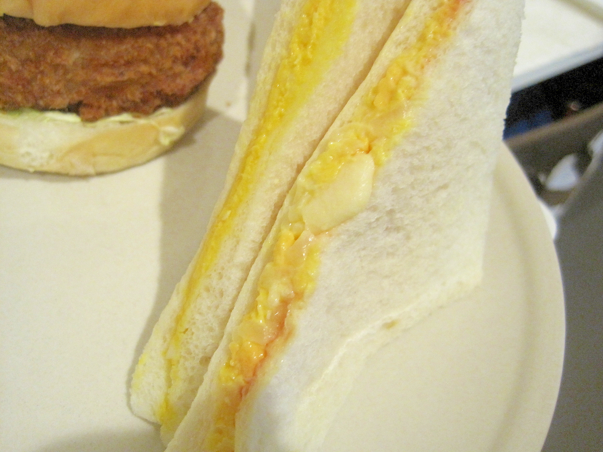 スクランブルエッグサンドイッチ