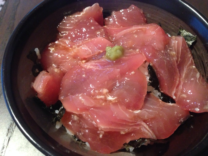 とろりとおいしい！マグロの塩麹漬け丼