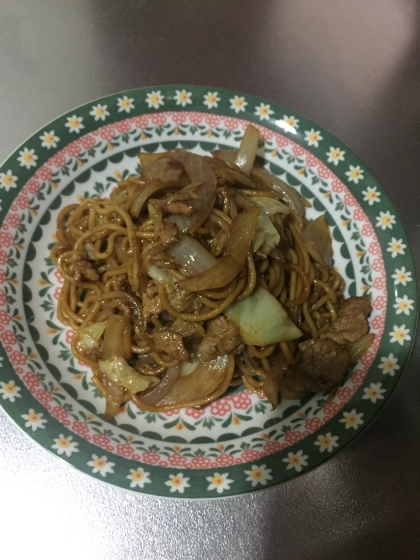 とても美味しくできました！
にんじんを入れ忘れてしまいましたが、、
簡単で麺も蒸し焼きで水入らずで楽チンでした！
また作ろうと思います^ - ^