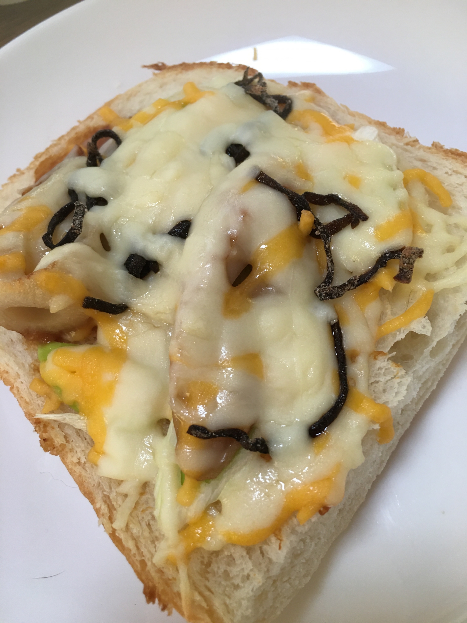 ネギとちくわのピザトースト