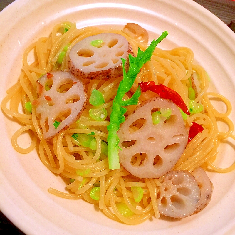 蓮根と大根茎の昆布茶deペペロンチーノ