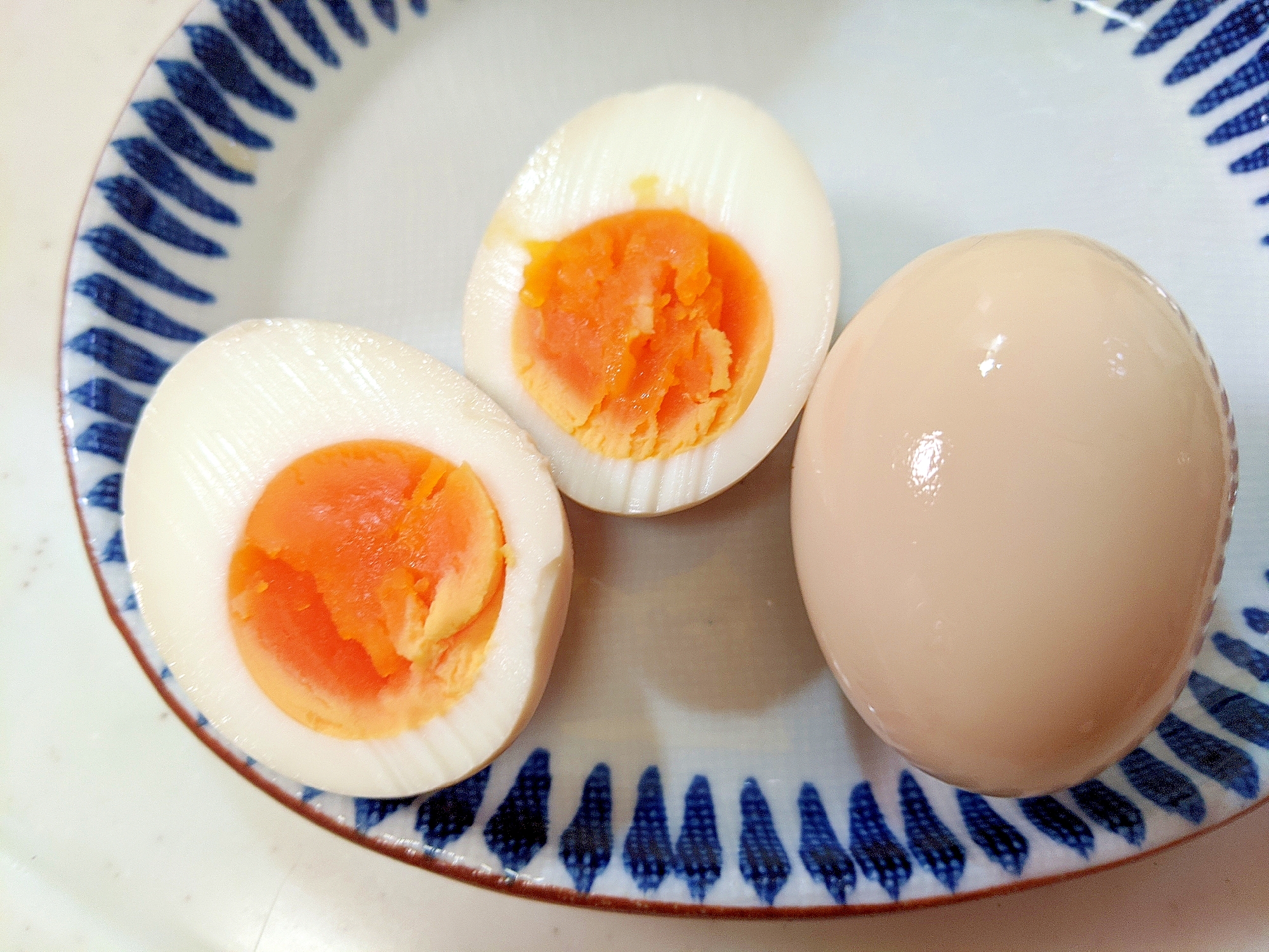 麺つゆで　味玉