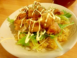 休みの日の簡単ずぼらめし～スパイシーチキン丼～