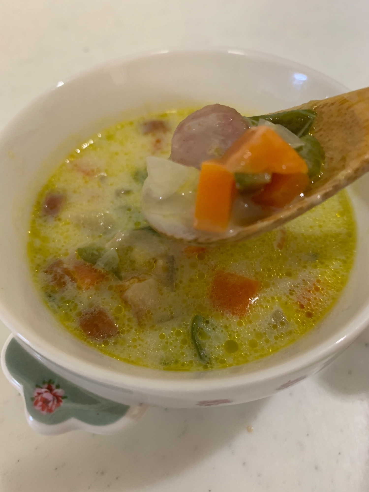 こどもが食べてくれる 野菜たっぷり豆乳スープ レシピ 作り方 By 4chiちゃいむ 楽天レシピ