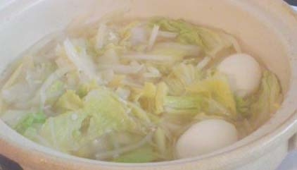 もやしとキャベツの食べる塩麹スープ