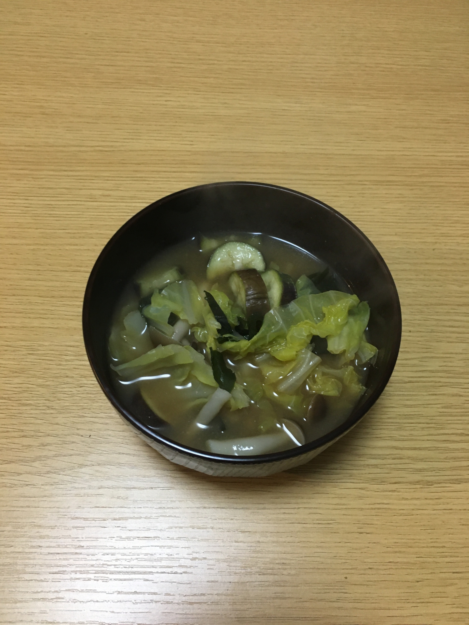 野菜たっぷり味噌汁