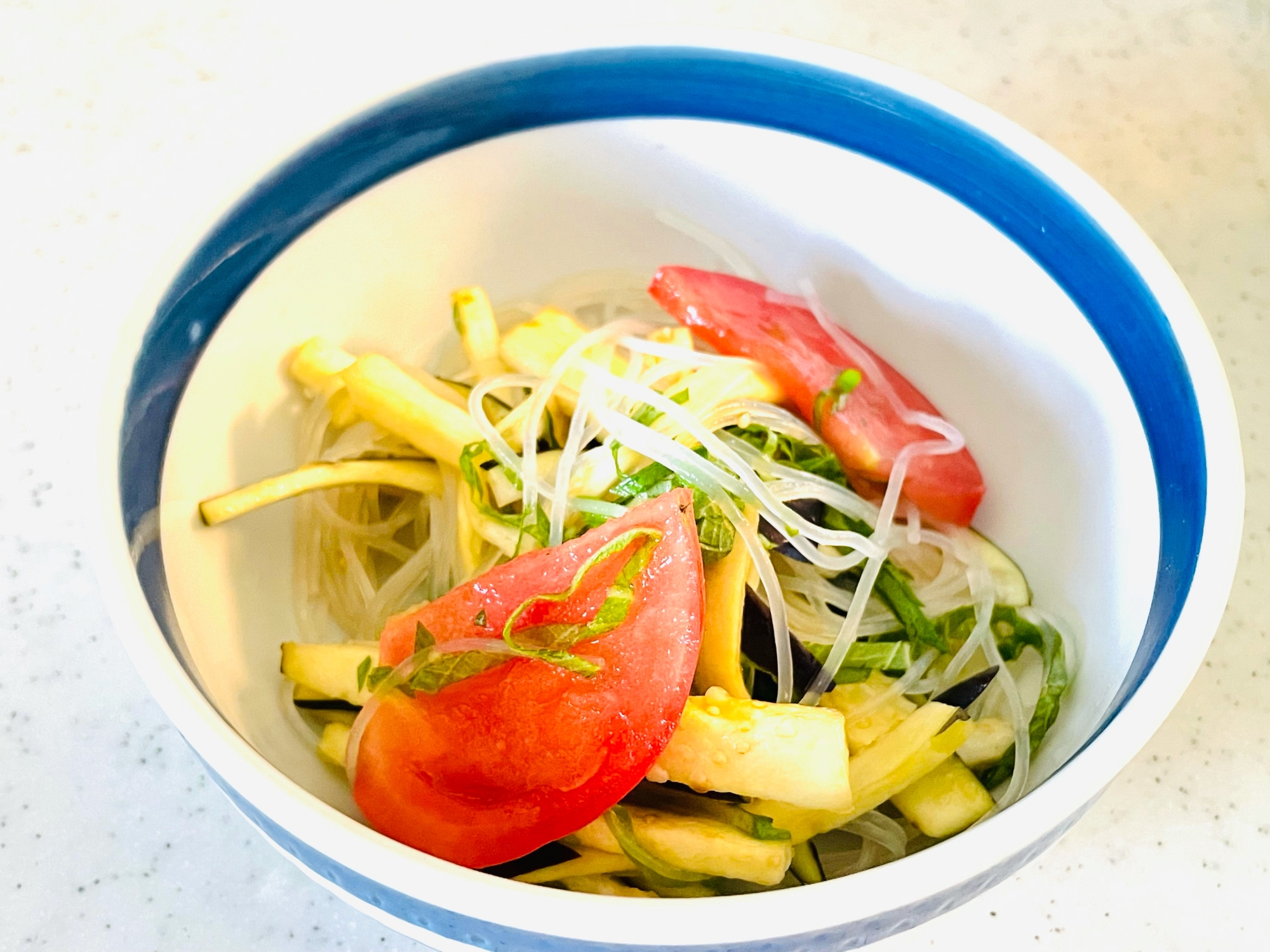 夏野菜の春雨サラダ