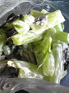 小松菜と韓国のりのマヨサラダ