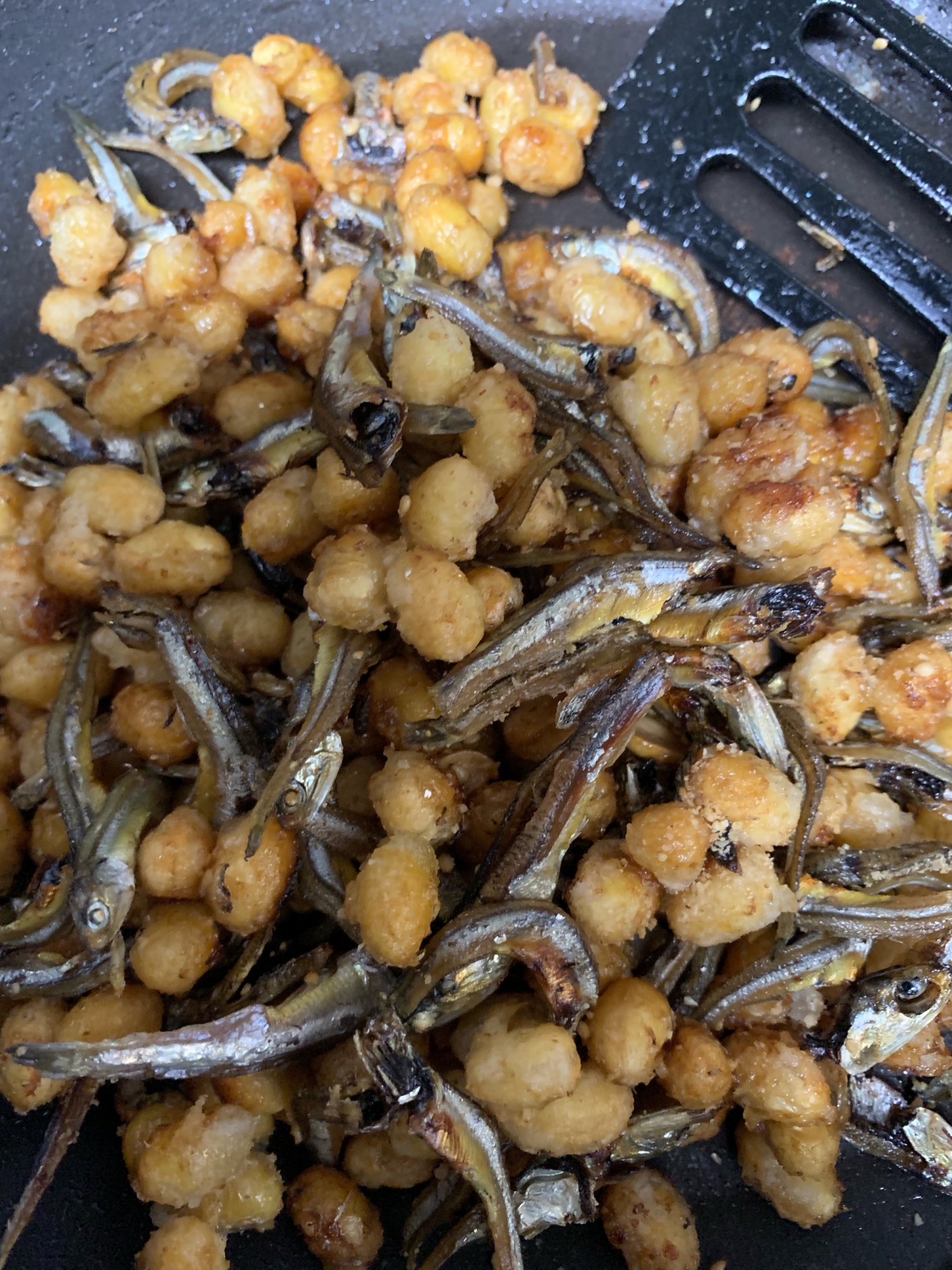 給食で大人気♡大豆と小魚の甘辛煮♪