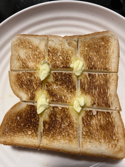 美味しいバタートーストの焼き方