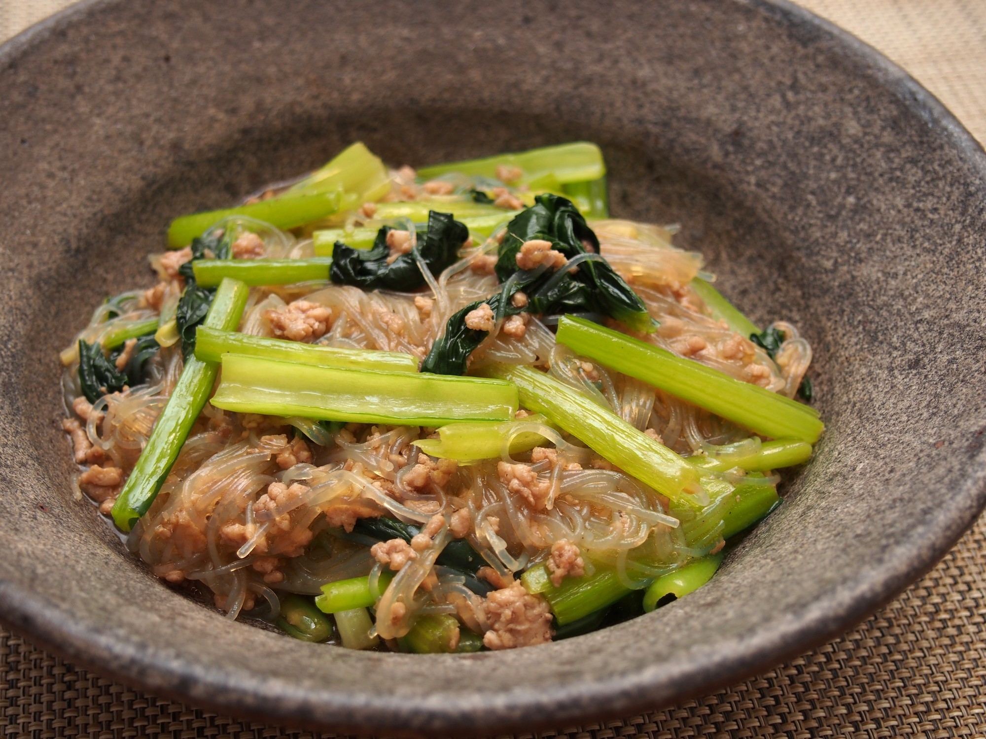 簡単！ご飯に合う合う！春雨と小松菜のトロッと煮