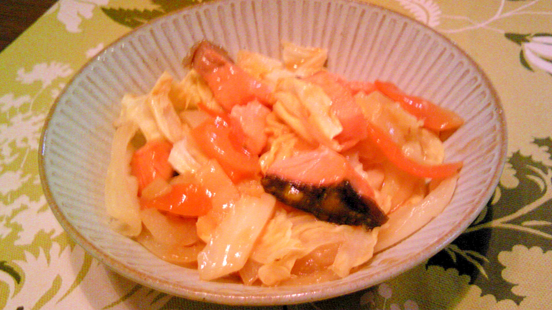 鮭・キャベツの酢味噌蒸し焼き