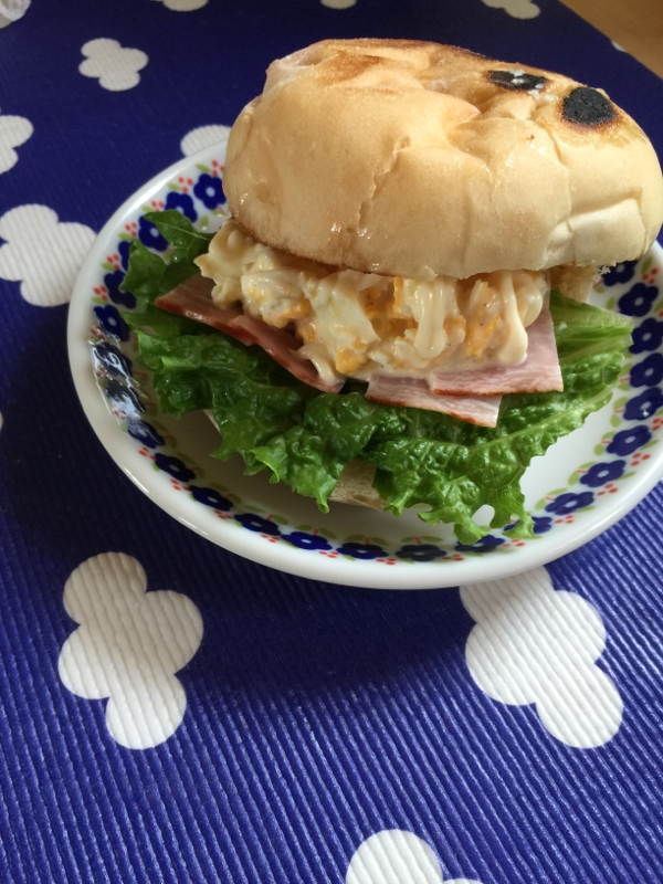 ピクニックに エッグバーガー