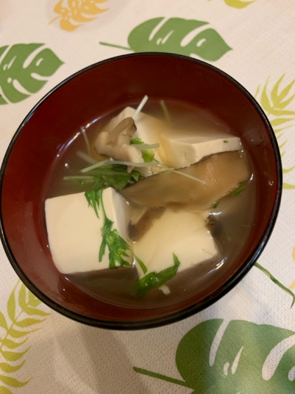 水菜と椎茸のサンラータン風スープ