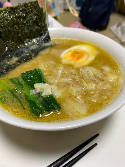 鶏ガラ→白湯スープ→自家製ラーメン