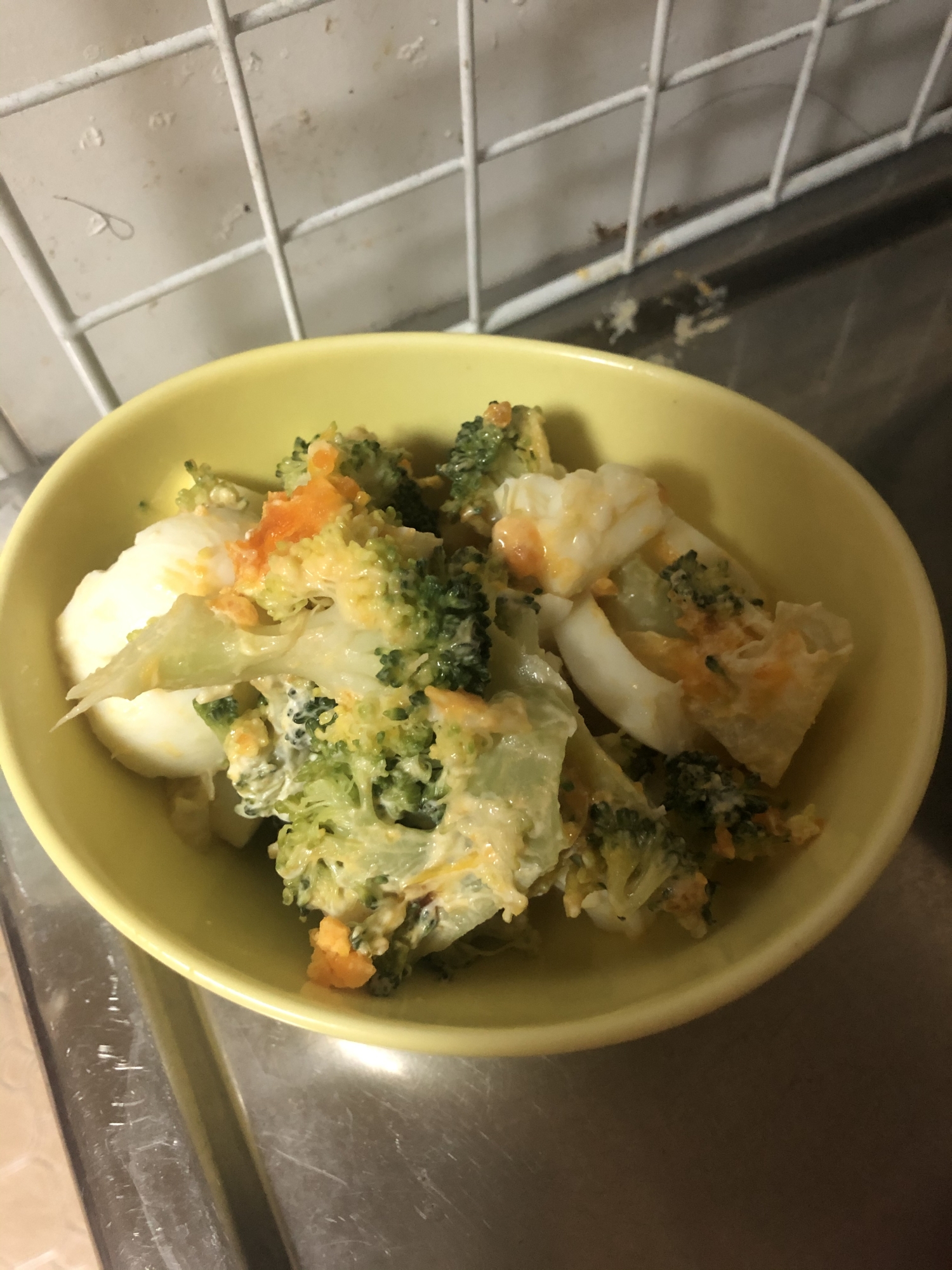 シーザードレッシングで ブロッコリーゆで卵サラダ レシピ 作り方 By てぃも1010 楽天レシピ シーザードレッシングで ブロッコリーゆで卵サラダ レシピ 作り方 By てぃも1010 楽天レシピ